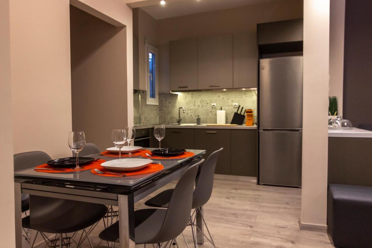 Luxury Apartment 10' From The Center! Athens Exterior photo